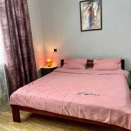 Smart Apartment На Соборной 23 Krementsjoek Buitenkant foto